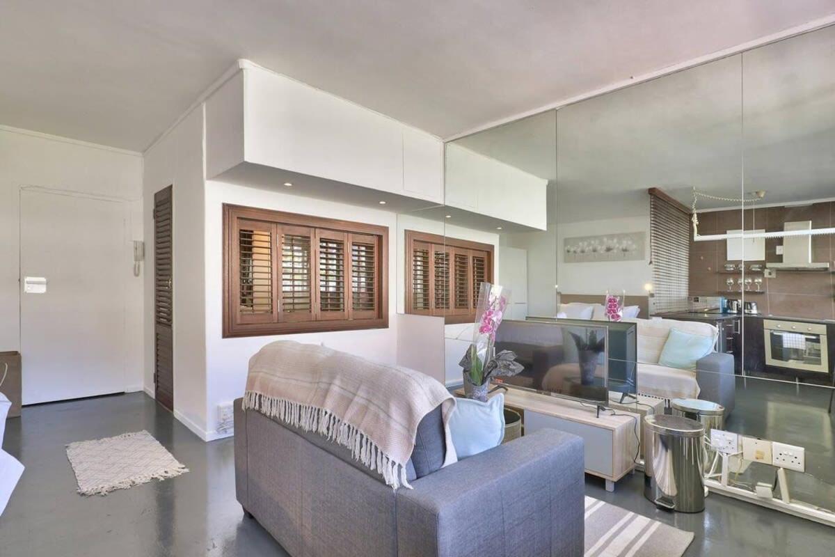 Appartamento Montclair 60B Città del Capo Esterno foto